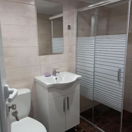 וילה Mountain & Sea View House