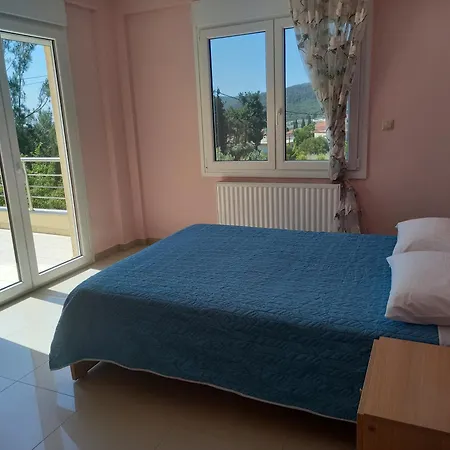 Mountain & Sea View House * Agios Andreas (East Macedonia)