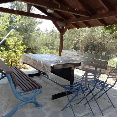 וילה Mountain & Sea View House
